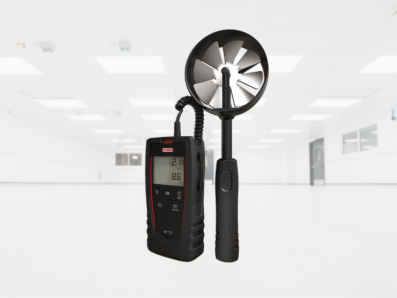 Thermo-anemometer with integrated vane probe